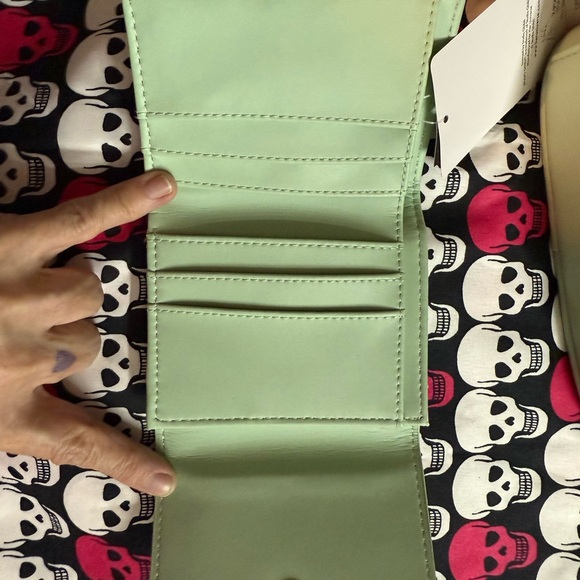Totoro Green and Cream Crossbody Bag and Wallet Set comic con special 2023 - Picture 8 of 9